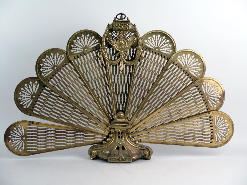 Victorian Style Fan Fire Screen (1 of 3)