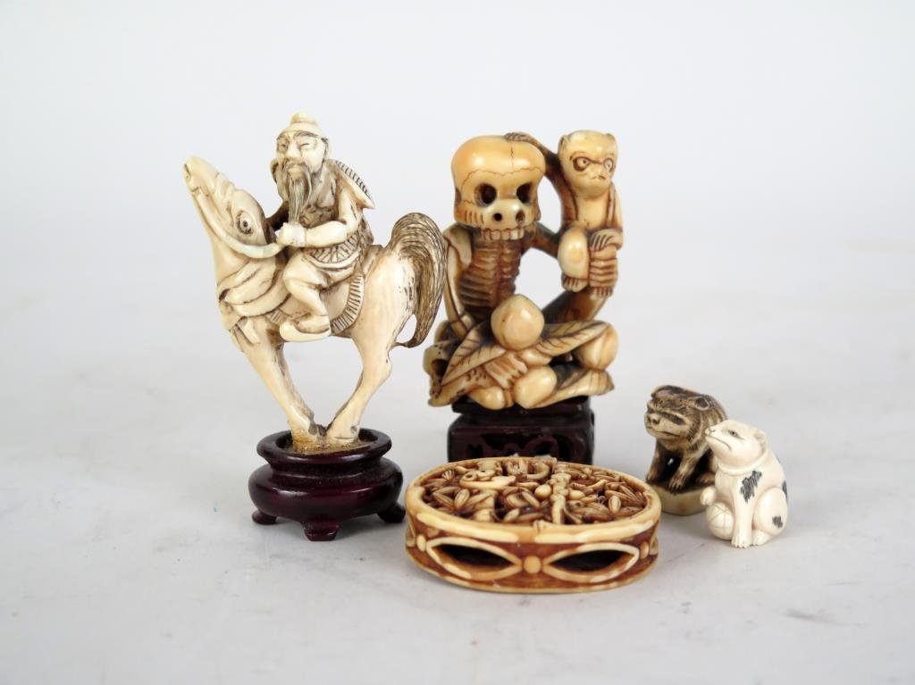 5 Japanese Carved Oddities and Articles (1 of 4)