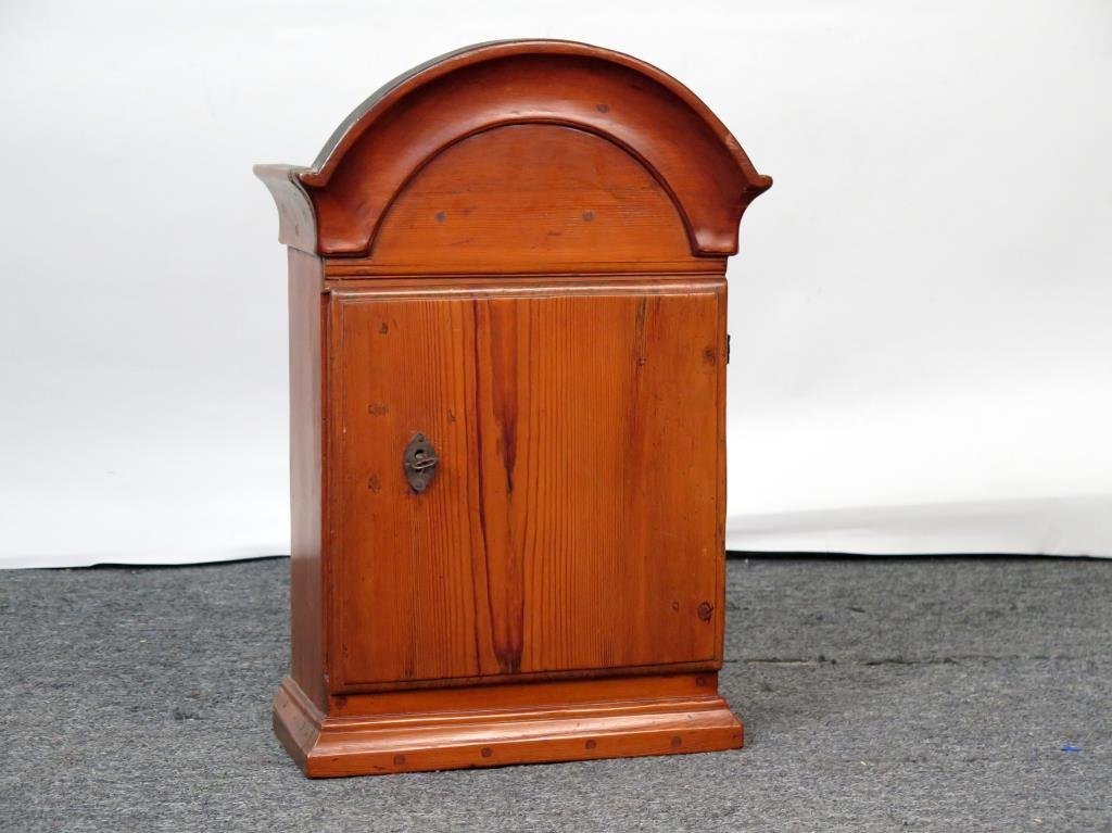 Antique American Pine Hanging Cabinet (1 of 3)