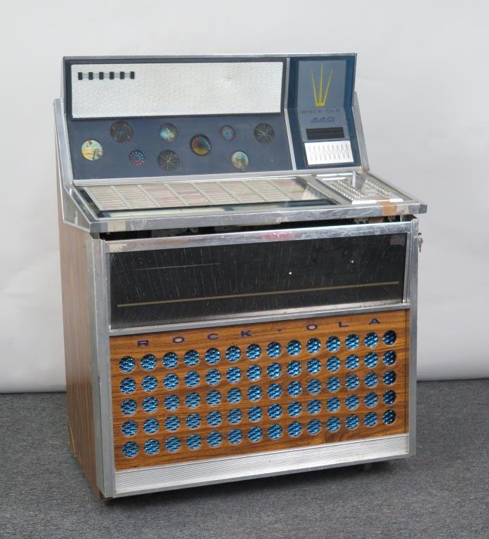 Rock-Ola Jukebox Model 440 (1 of 7)