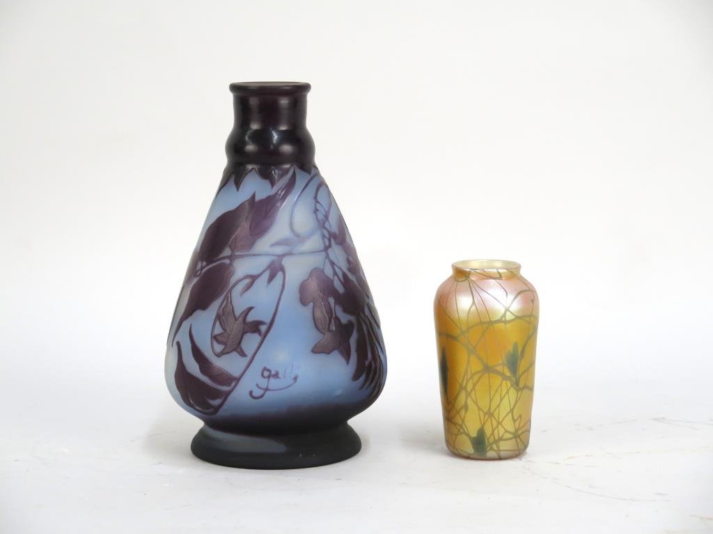 2 Art Glass Vases (1 of 3)