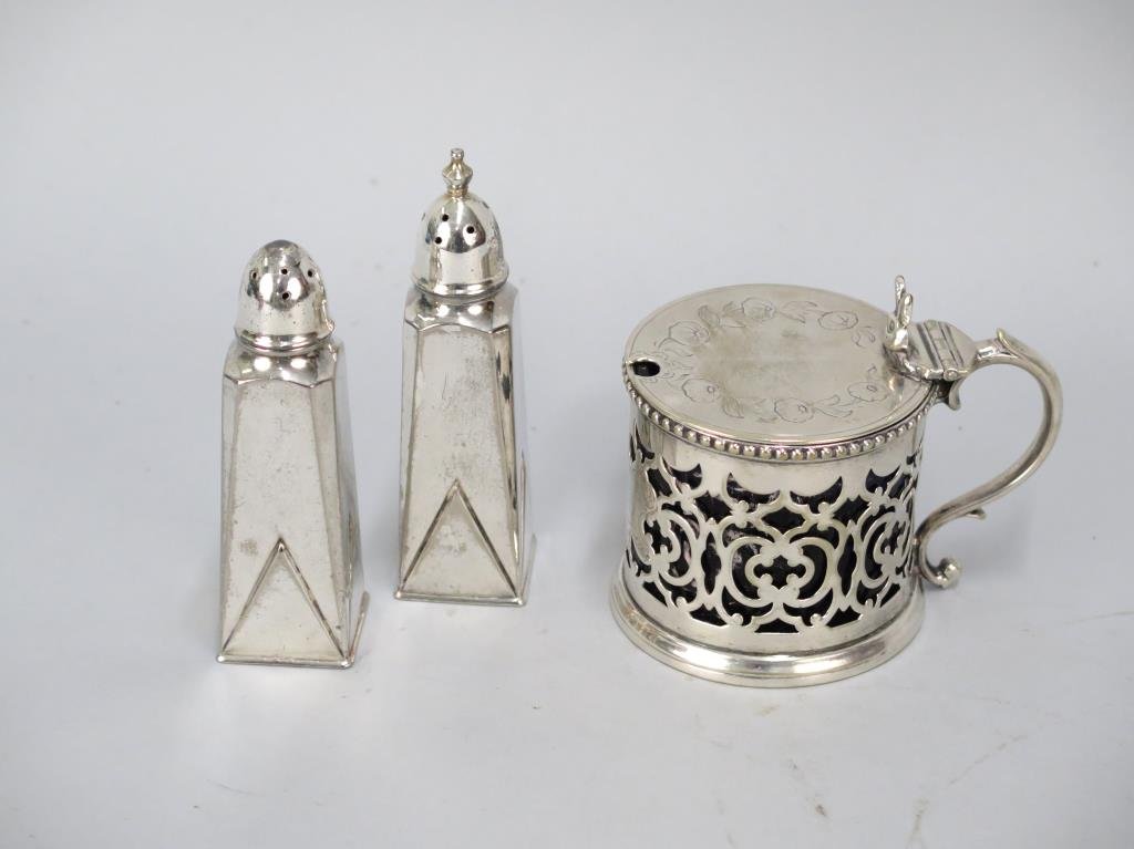 3 Silver Plated Articles (1 of 2)