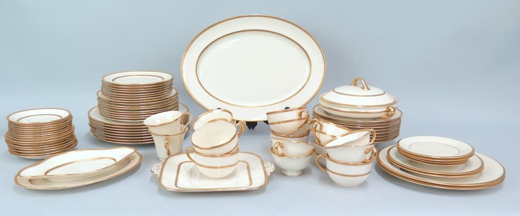 Lenox Assembled Dinner Set (1 of 5)