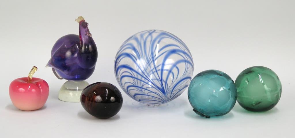 6 American Art Glass Items (1 of 3)