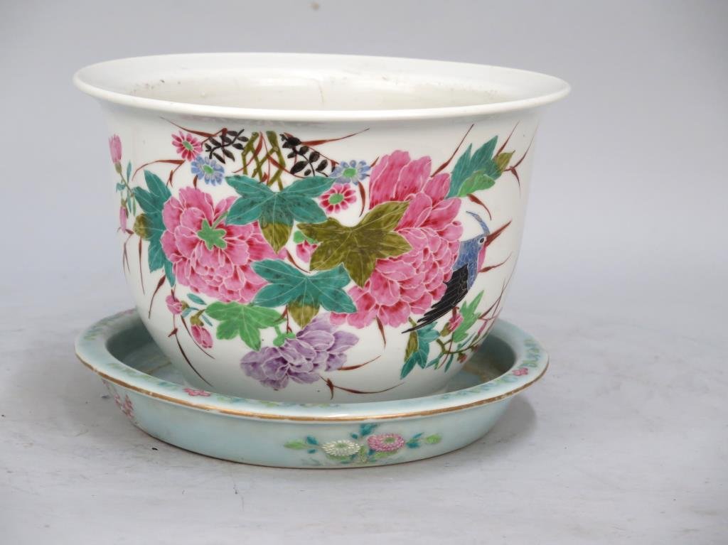 Assembled Chinese Porcelain Planter and Plate (1 of 10)
