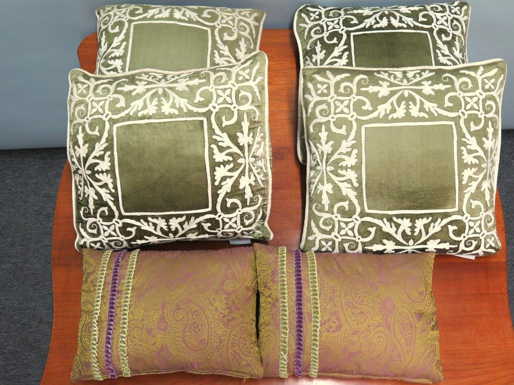 6 Throw Pillows - (Set 4 and Pair) (1 of 4)