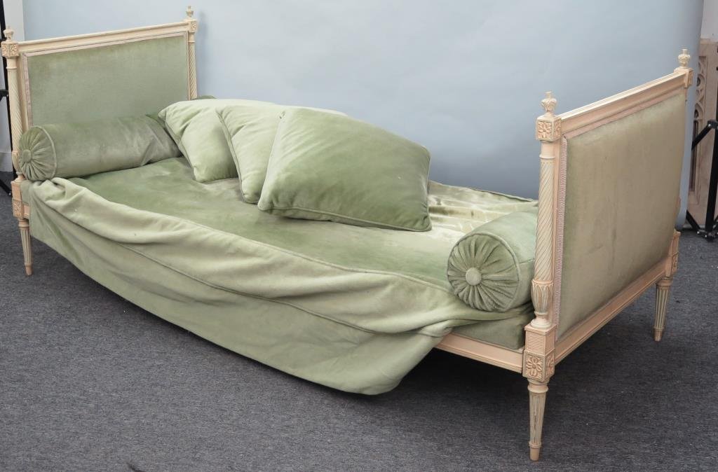 Louis XVI Style Carved Day Bed (1 of 3)