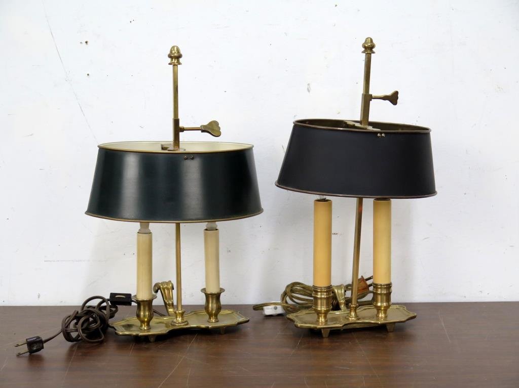 Similar Pair English Style Brass Lamps (1 of 3)