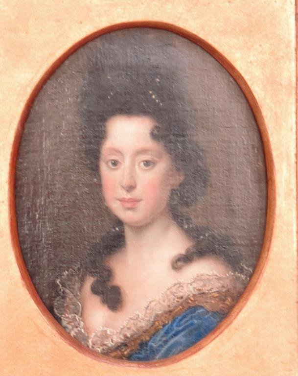 Small Oil Painting of a Fine Lady (1 of 4)