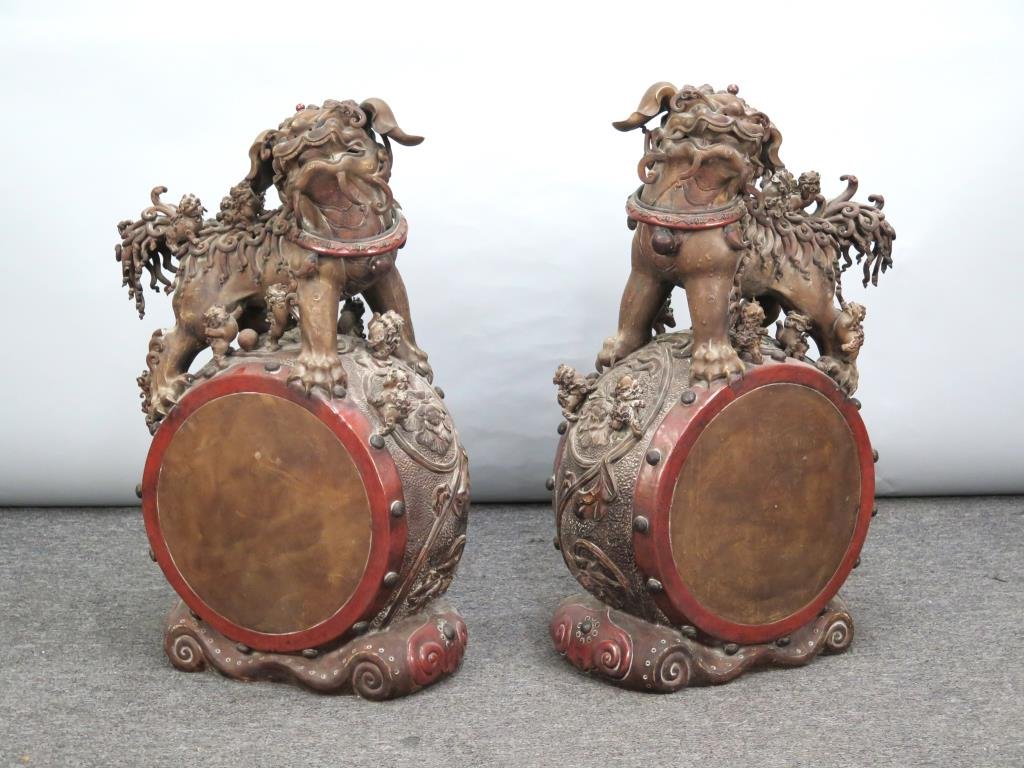 Pair of Large Chinese Fu Dogs on Drums (1 of 10)