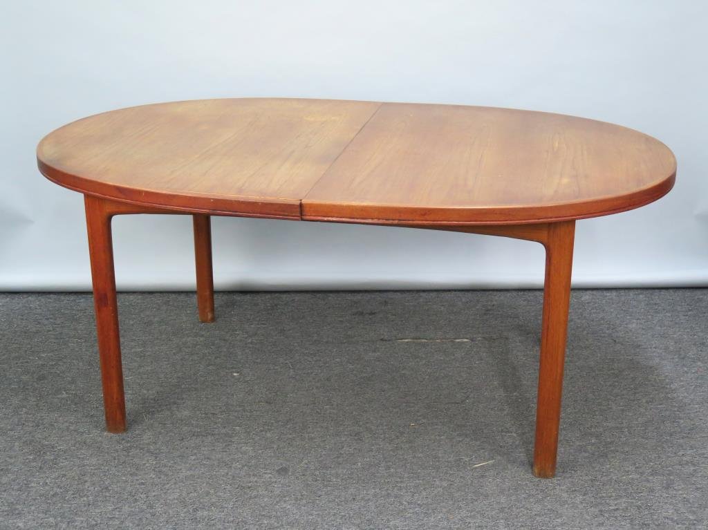 Danish Modern Walnut Extension Dining Table (1 of 7)