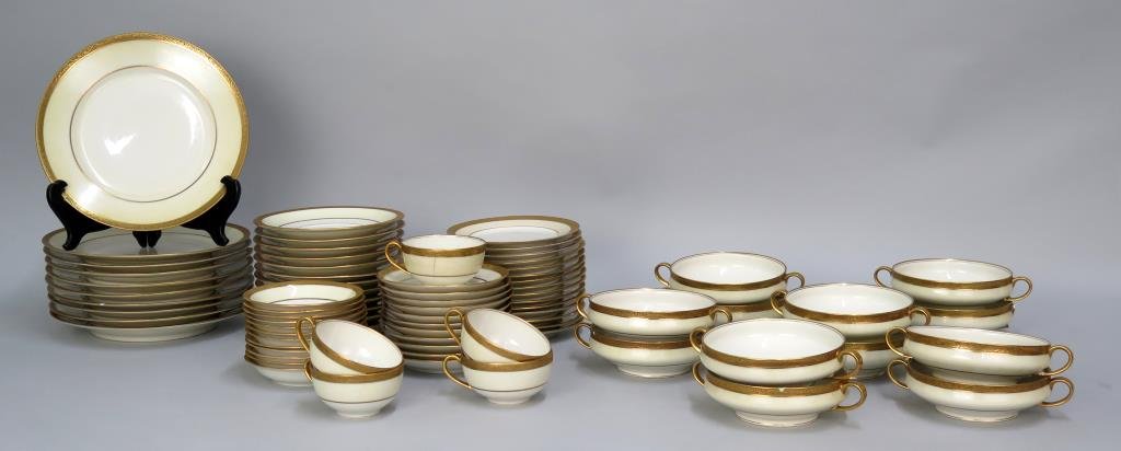 74 Piece Limoges Assembled Dinner Set (1 of 5)