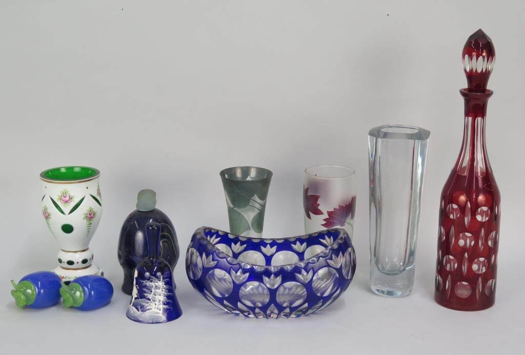 Assorted Clear and Colored Glass Articles (1 of 2)