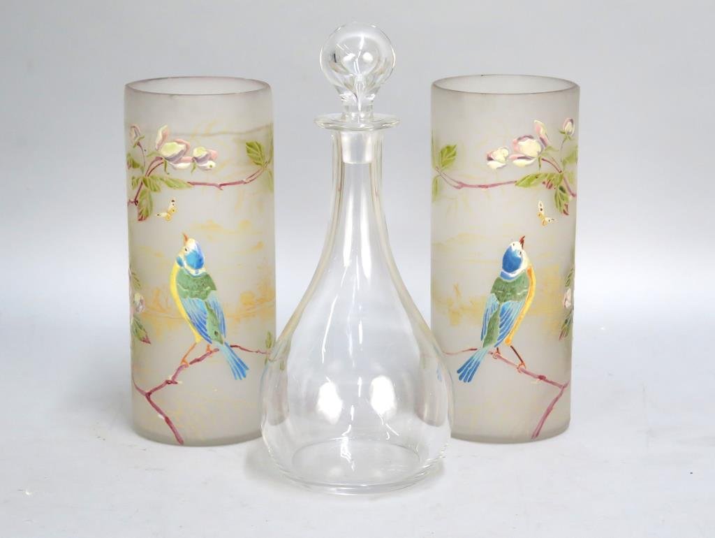 3 Decorative Glass Articles (1 of 5)