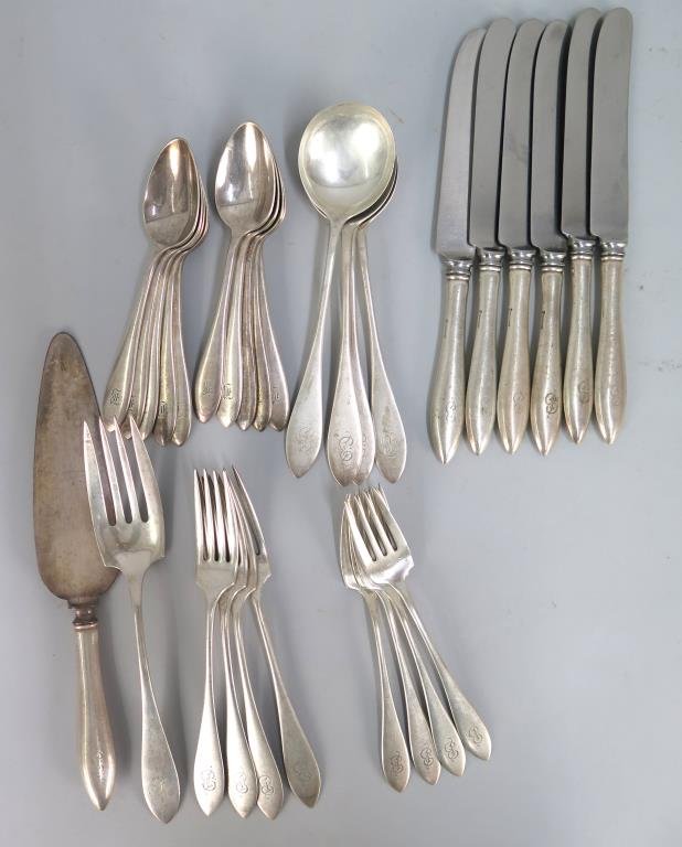 34 Piece Sterling Silver Partial Flatware Set (1 of 5)