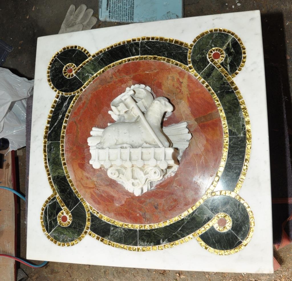 ITALIAN MARBLE BLOCK PANEL OF THE PASCHAL LAMB (1 of 5)