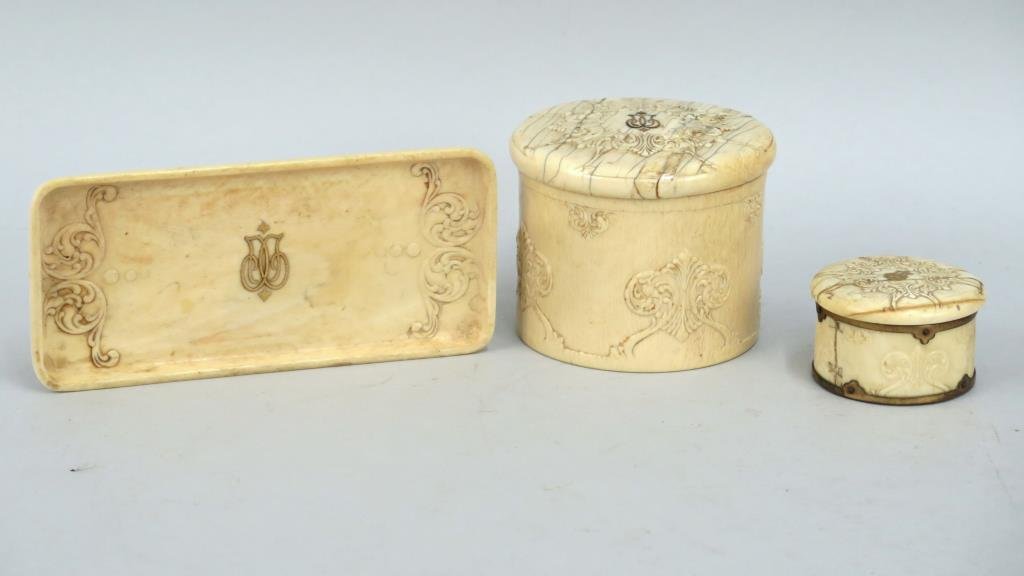 3 Piece Unusual Tiffany and Co. Dresser Set (1 of 9)