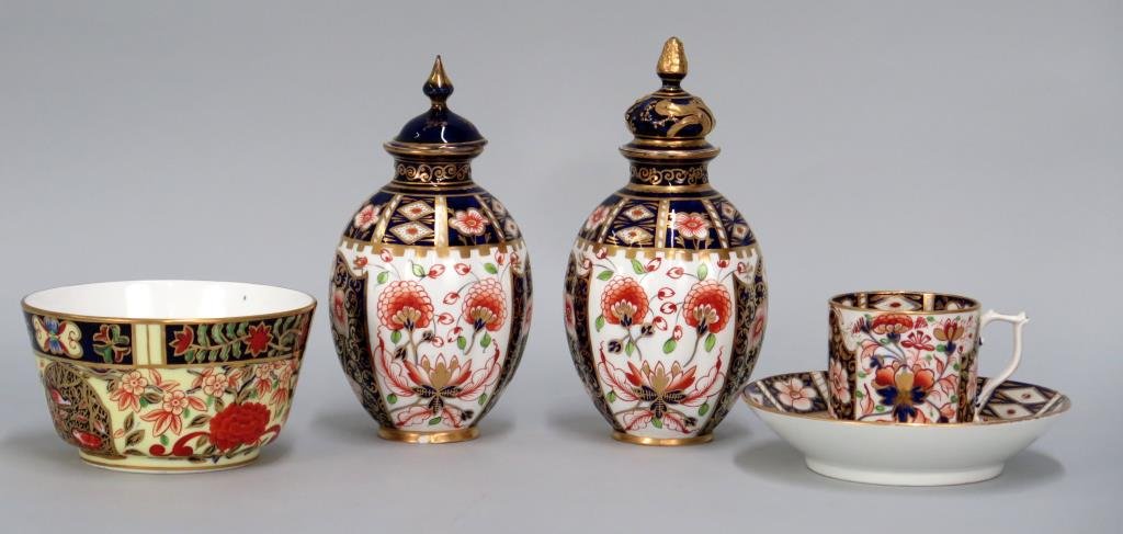 Assorted English Porcelain Articles (1 of 5)