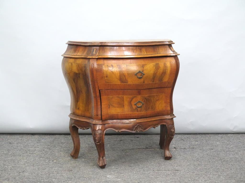 Italian Style Bombe Commode (1 of 6)