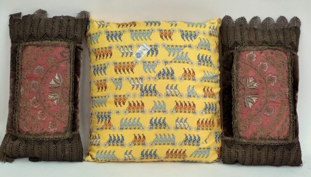 3 Decorative Pillows, Pair and Single (1 of 5)