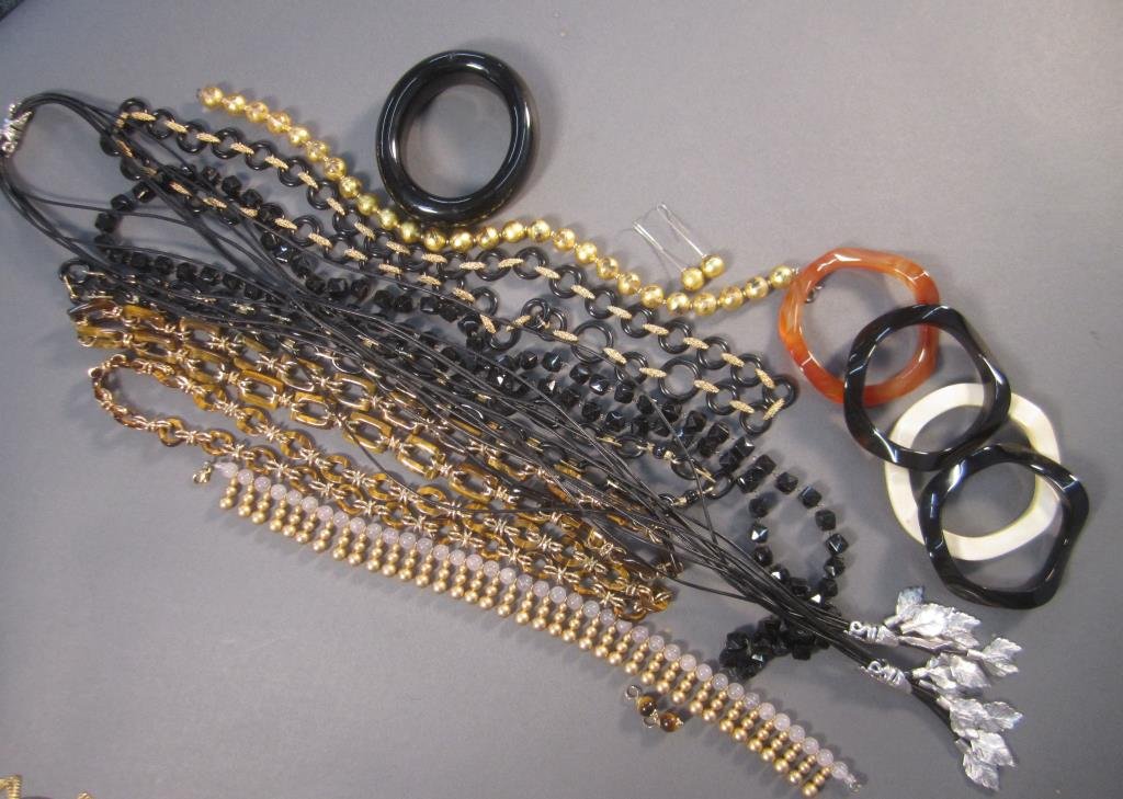Assorted Costume Jewelry - Necklaces, Etc. (1 of 5)