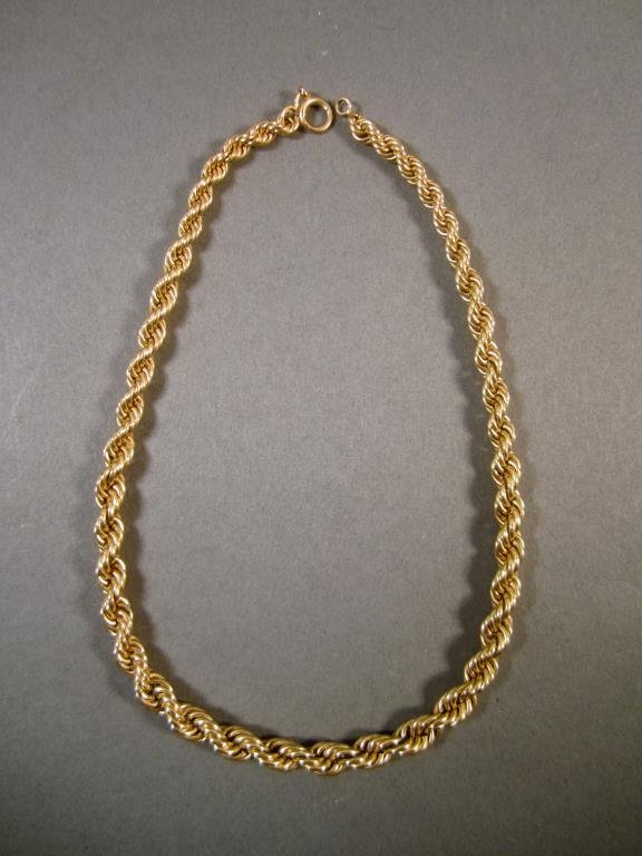 14K Gold Rope Twist Choker Necklace: Graduating size. 16". 20.4g.