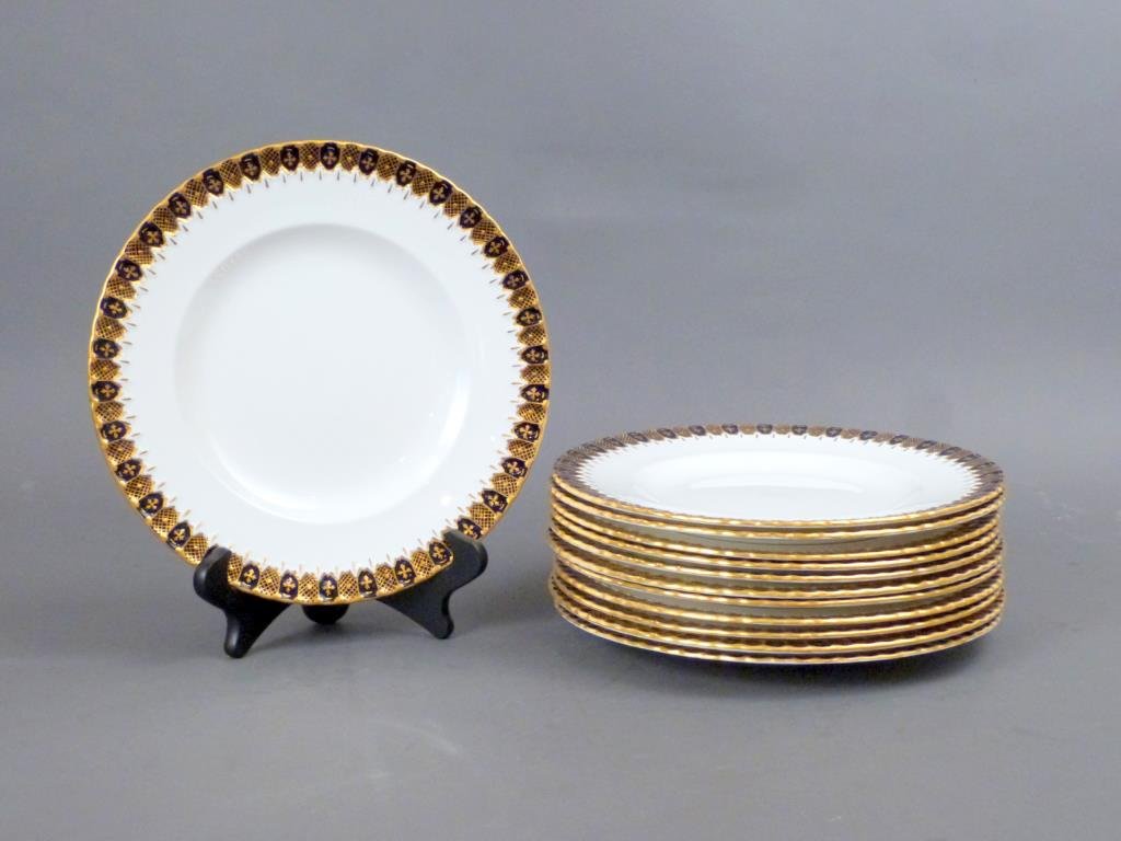 12 Royal Crown Derby Plates (1 of 6)