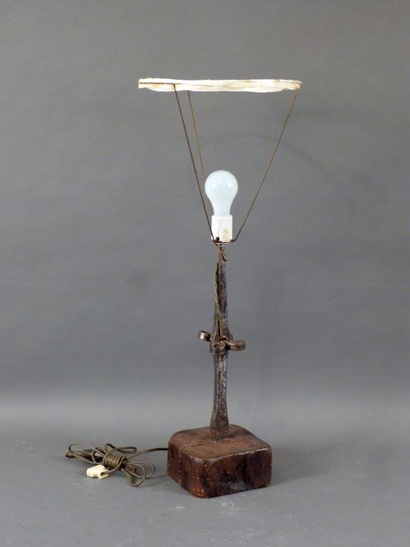 Mexican Iron Post Table Lamp (1 of 3)
