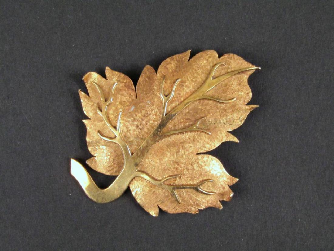 18K Gold Leaf Form Pin / Brooch (1 of 5)