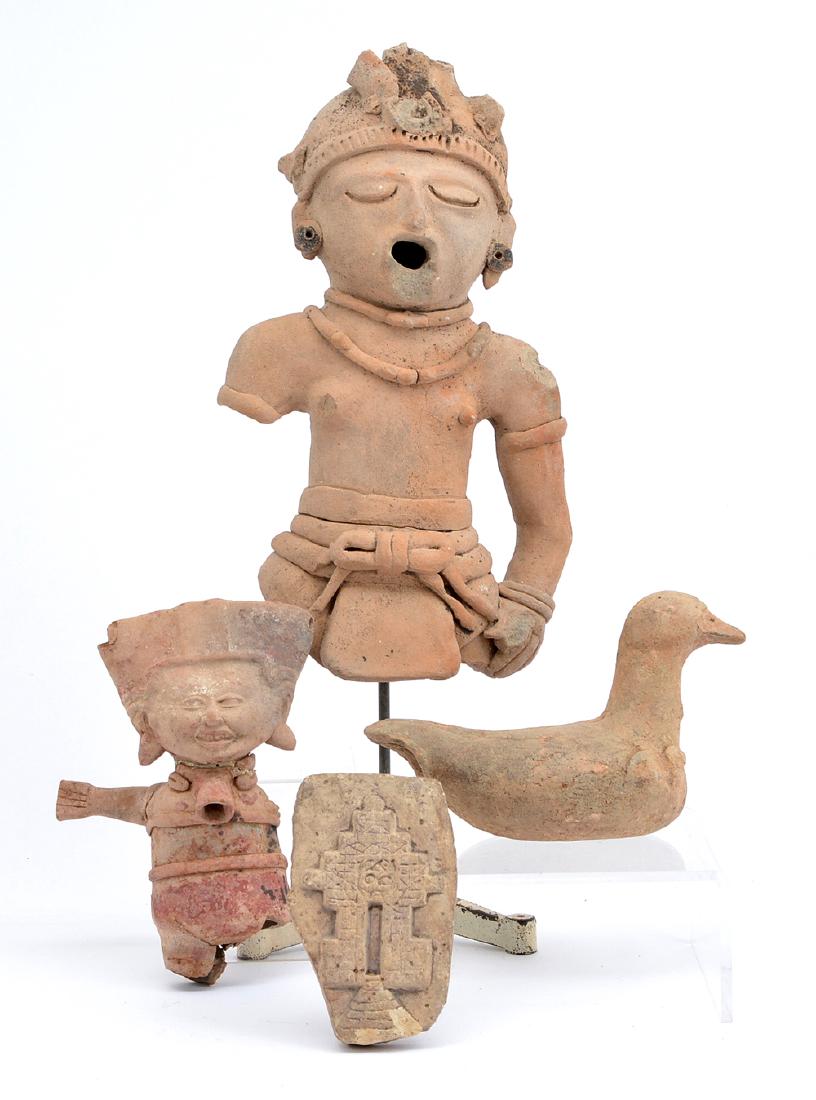 2 Pre-Columbian figures, bird and plaque (1 of 2)