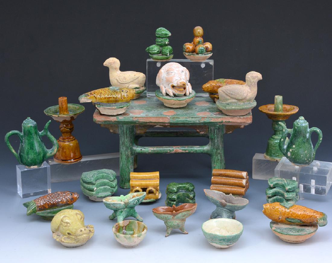 Appx 25 Chinese sancai glaze burial figures & table: Appx 25 Chinese sancai glaze burial figures and table, including: fish, birds, teapots. Includes a certificate for some of the items stating that they are over 100 years old, with affixed photo. Ming
