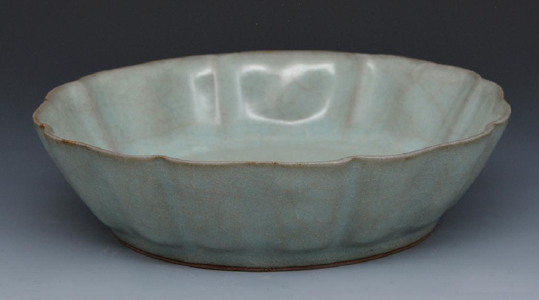 Chinese Guan-Type Petal Lobed Bowl (1 of 3)