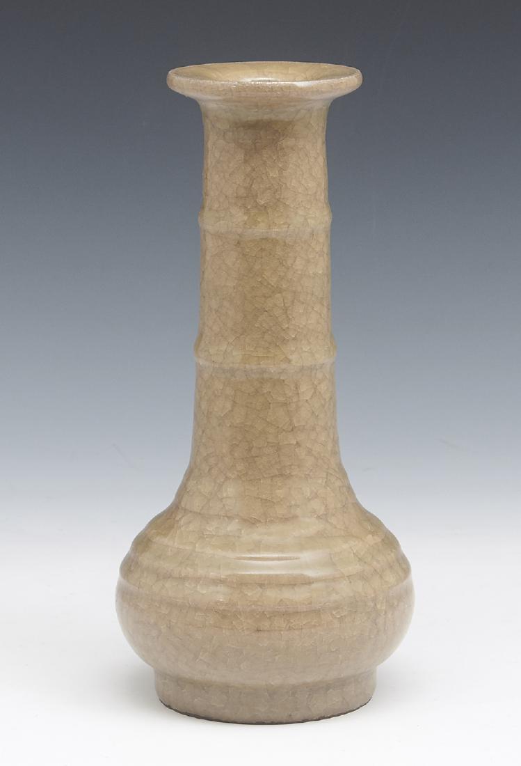 Chinese k'uan bamboo neck vase (1 of 3)