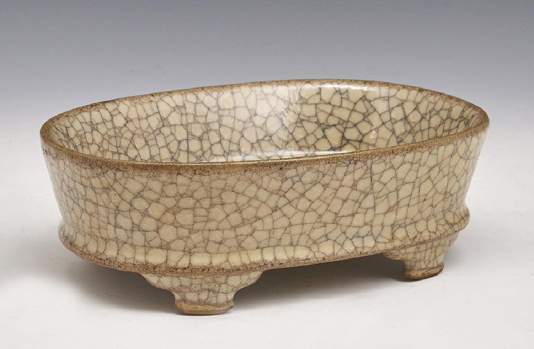 Chinese crackle glazed narcissus planter (1 of 4)