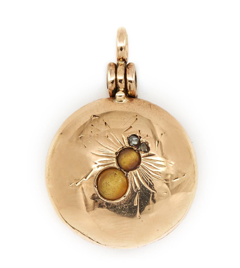 14k Rose gold Victorian locket with engraved insect (1 of 2)