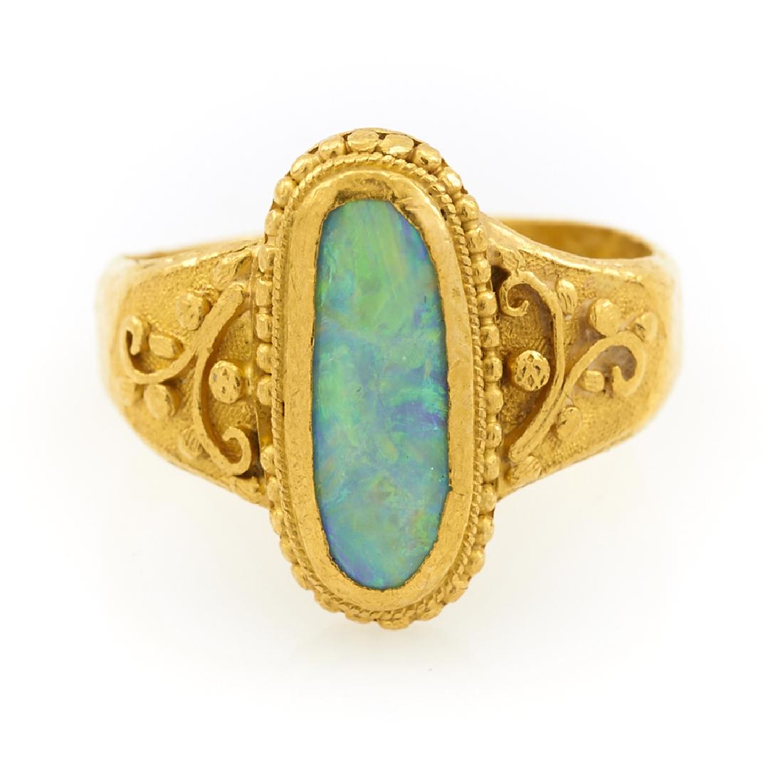 22k Yellow gold and opal ring (1 of 1)