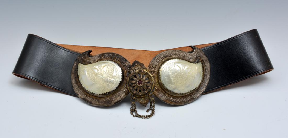 Russian pafti belt buckle, silver and mother of pearl (1 of 2)