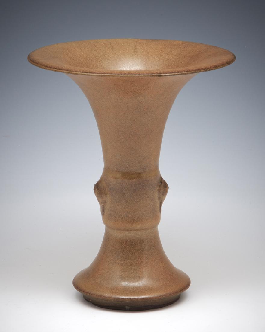 Chinese Longquan Guan-Type Beaker Vase (1 of 4)