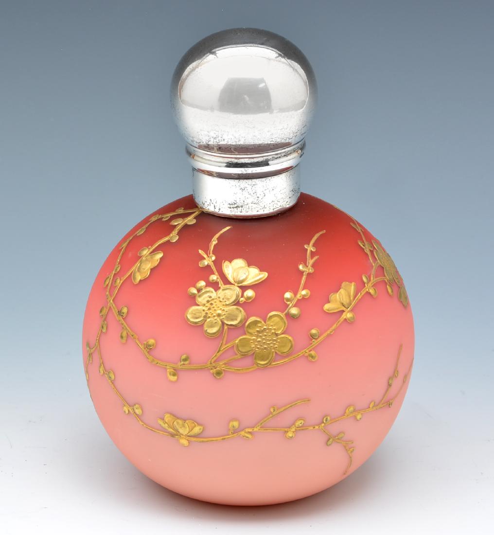 Thomas Webb peach blow gilt decorated perfume bottle (1 of 5)