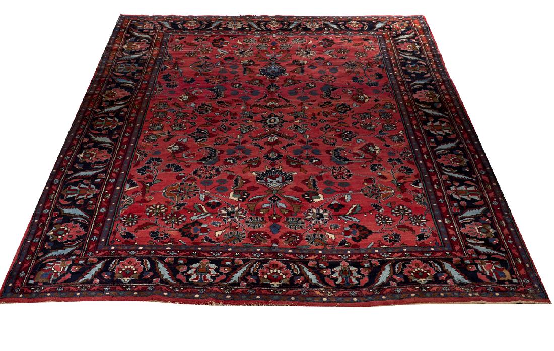 Roomsize Lilihan Persian carpet (1 of 2)
