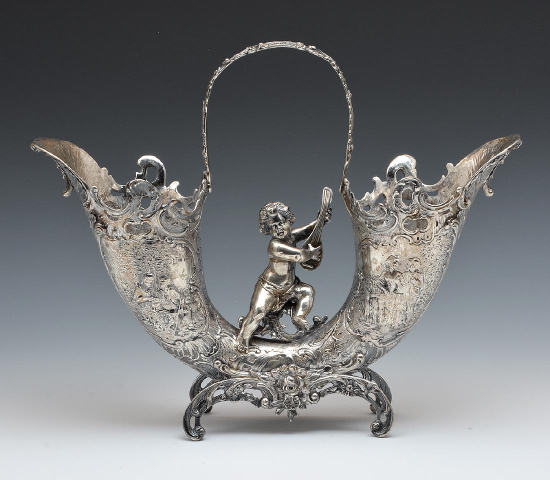 German 800 silver repousse double cornucopia basket (1 of 4)