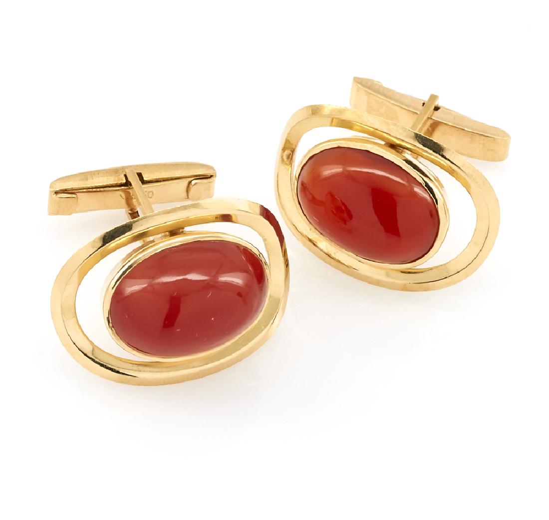 18k Yellow gold & carnelian cufflinks (1 of 1)