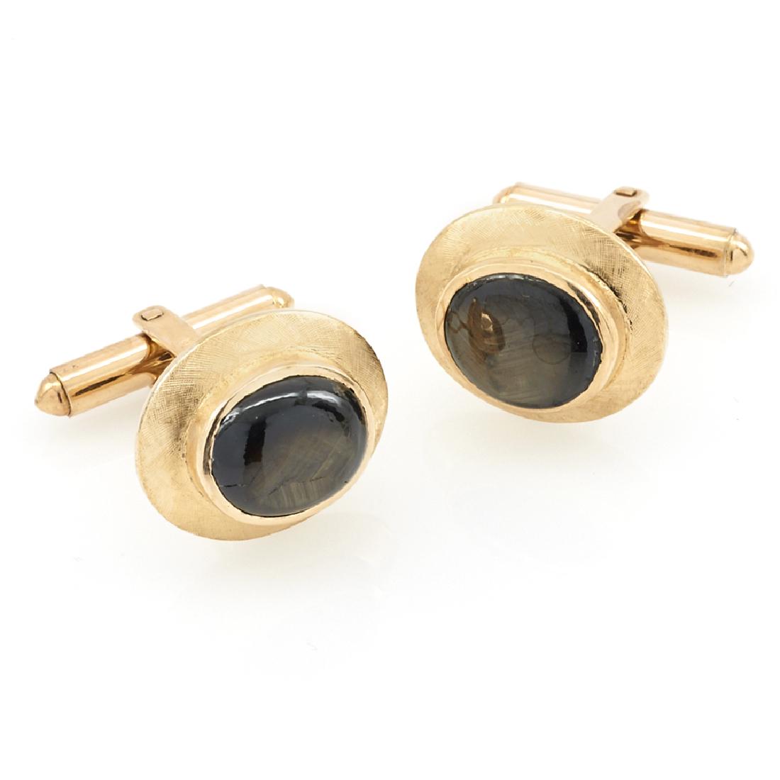 18k Yellow gold & black star sapphire cufflinks (1 of 1)