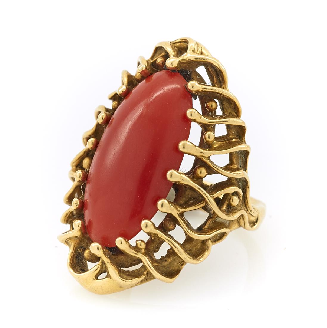 18k Yellow gold & red coral Brutalist style ring (1 of 1)