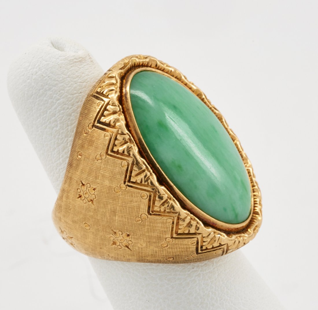 18k Yellow gold & jade ring with engraved setting (1 of 4)