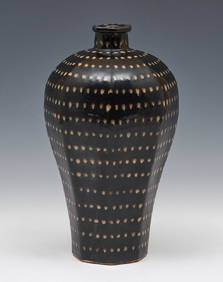 Octagonal Meiping Ji Chou Vase Octagonal Meiping Ji Chou Vase