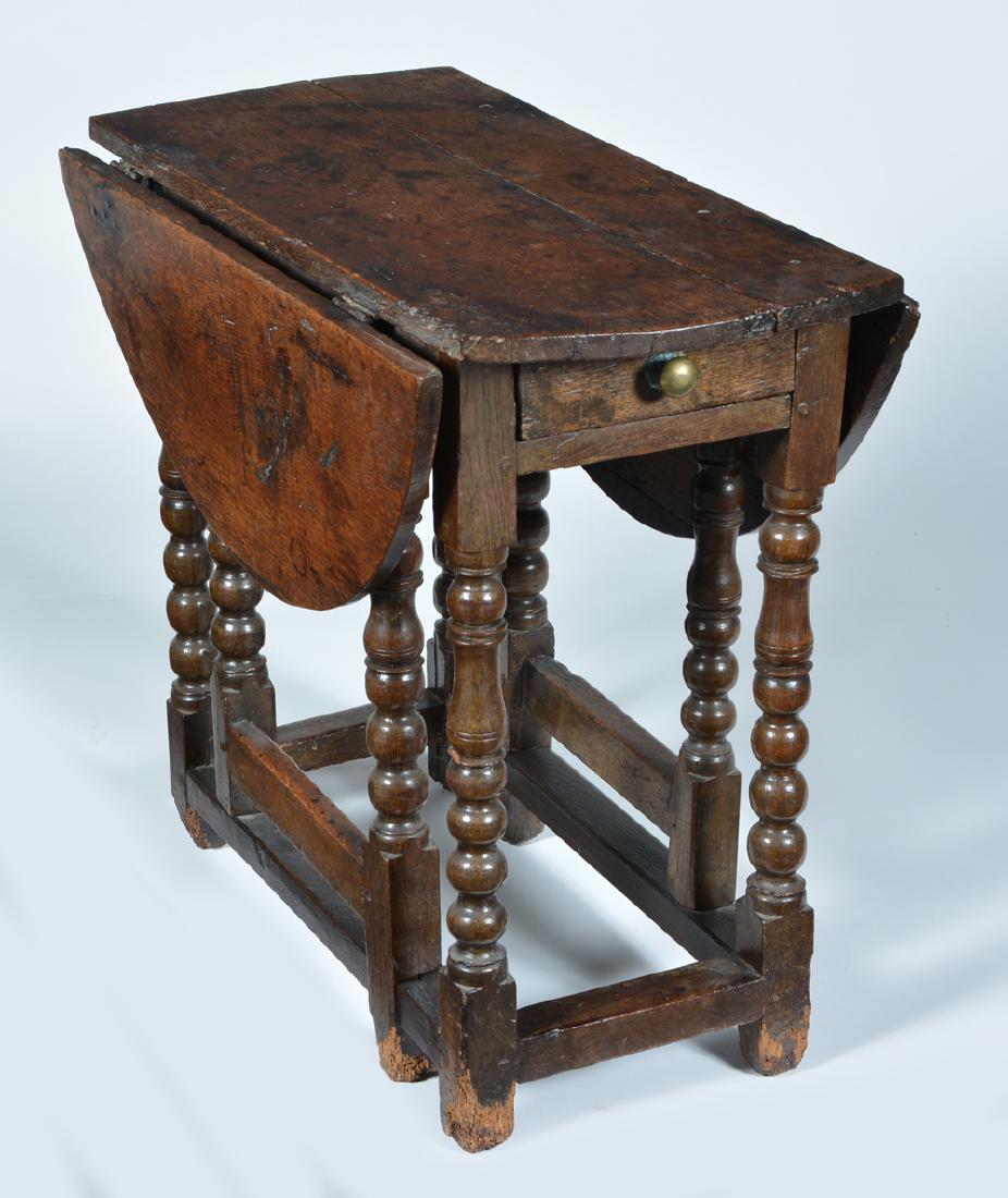 English Oak Gateleg table with dropleafs, 18th/19th c (1 of 2)