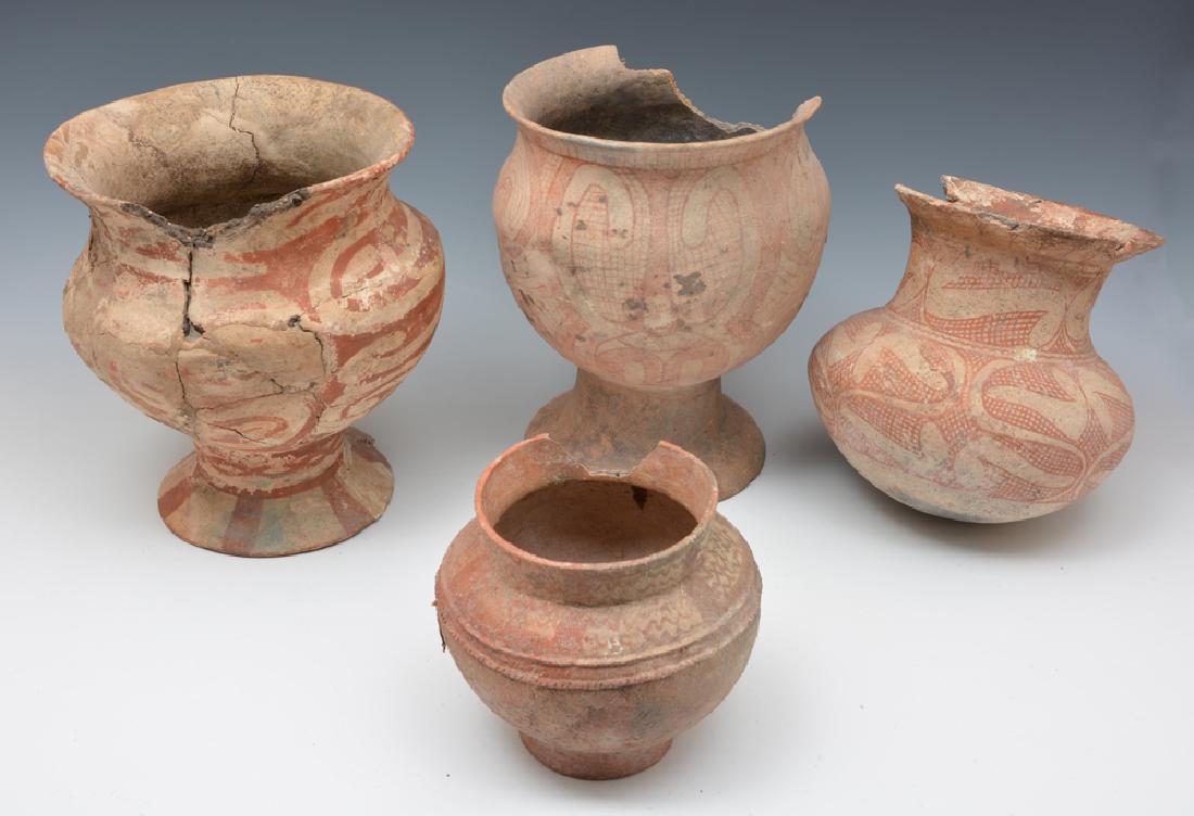 A Group Of 4 Ban Chiang Vessels, Thailand (1 of 2)