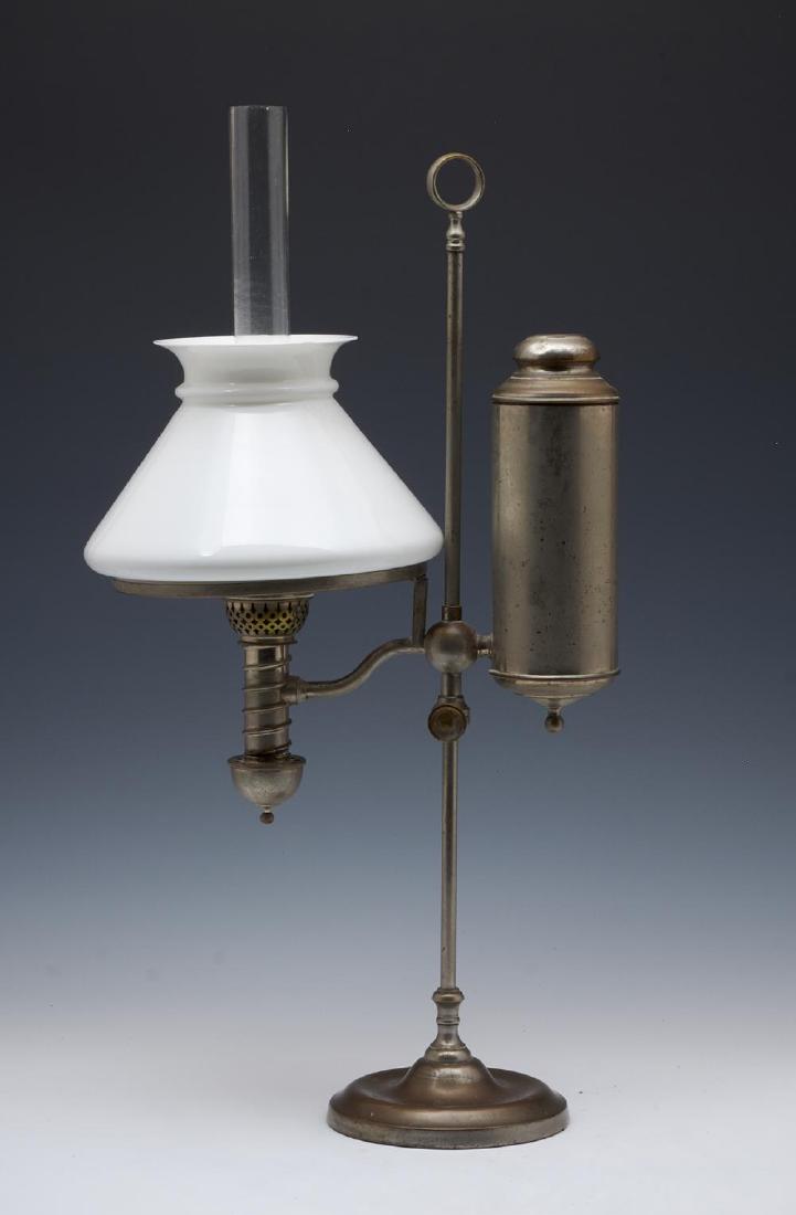 Manhattan Brass Company kerosene student lamp (1 of 2)