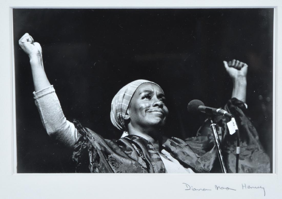 Diana Mara Henry Photograph, "Women on the Move" (1 of 3)